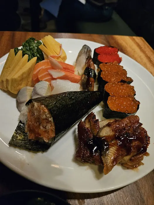 Sakana Sushi & Japanese Cuisine Picture 6
