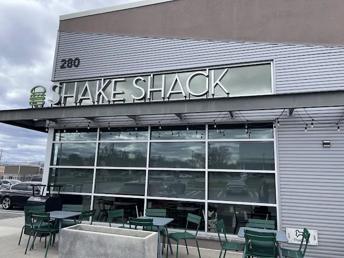 Shake Shack Livingston at the Circle Picture 10