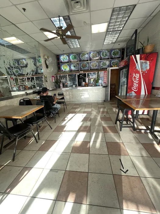 Hunachina Chinese Restaurant Picture 3