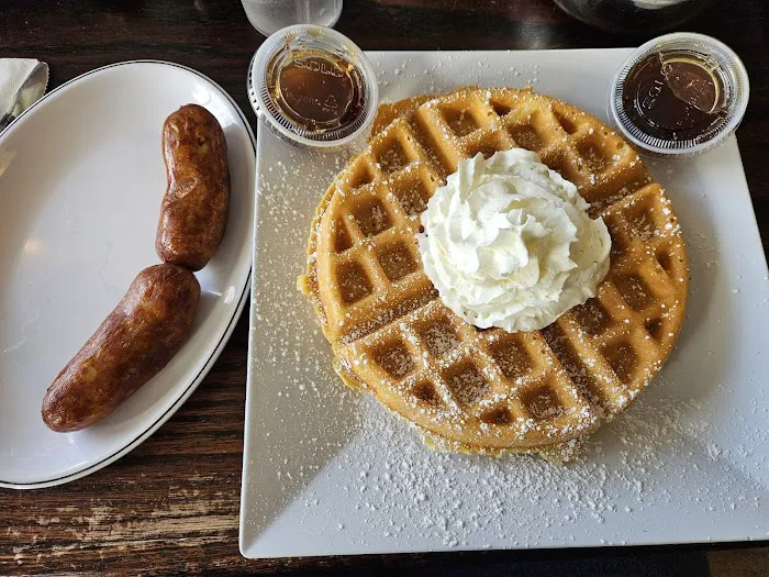 3 Stone Family Diner Picture 5