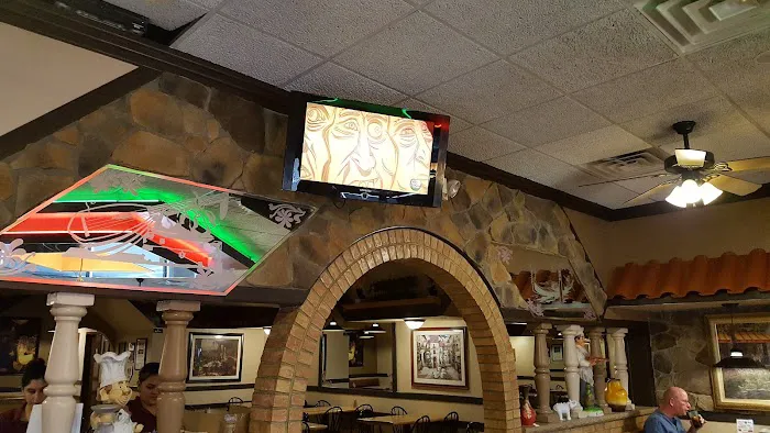 Frank's Pizza Italian Restaurant & Catering Picture 10