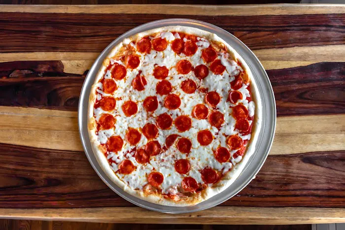 Sibora's Pizza and Mediterranean Grill (Lincoln Park) Picture 2