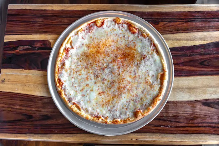 Sibora's Pizza and Mediterranean Grill (Lincoln Park) Picture 10