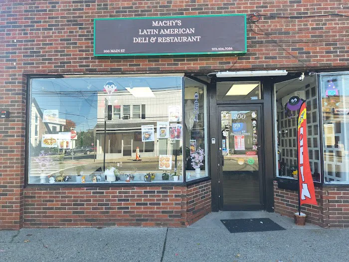 Machy's Latin American Deli & Restaurant Picture 10