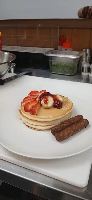 Machy's Latin American Deli & Restaurant Picture 2