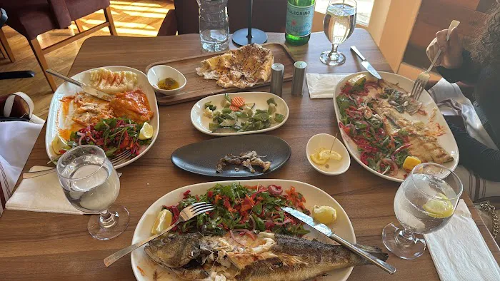 Kervan Mediterranean Grill Picture 4