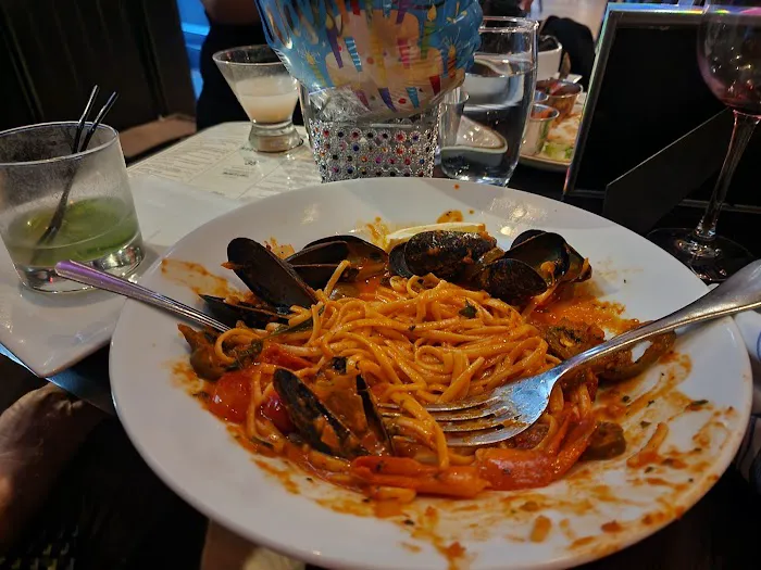 Hudson Social CT Picture 8