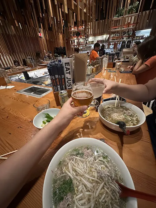 Mecha Noodle Bar Picture 9