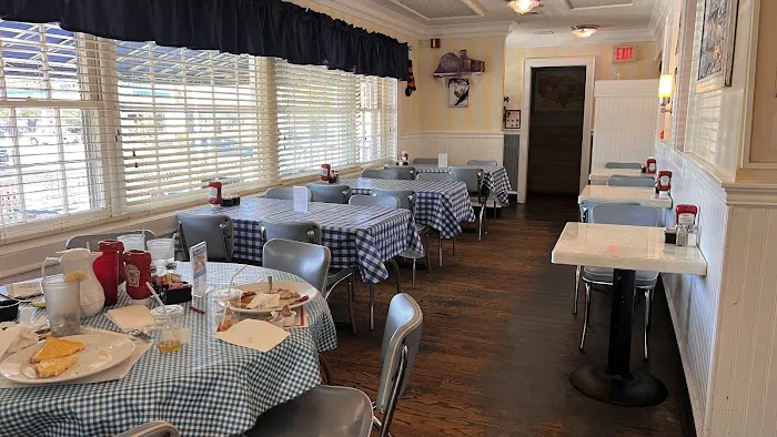 Sweet Mama's Picture 4