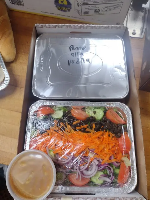 Anna's Pizza of E Northport Picture 4