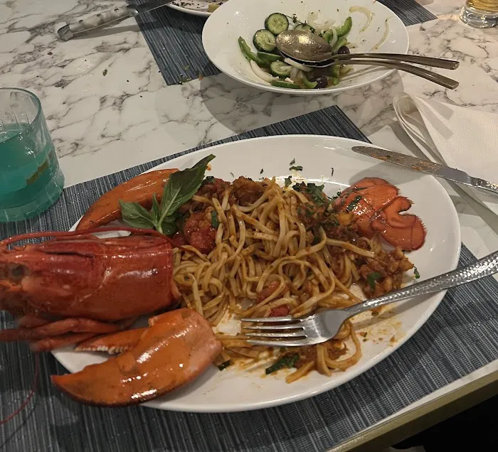 Symi Restaurant Picture 10