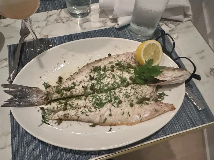 Symi Restaurant Picture 2