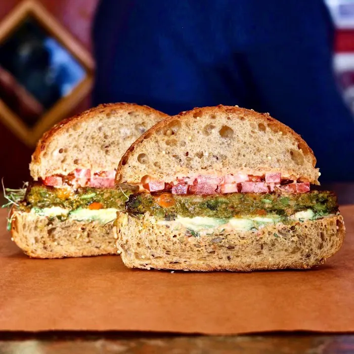 Batata Cafe & Grille Picture 3