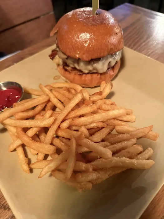 Local Craft Kitchen & Bar Picture 1