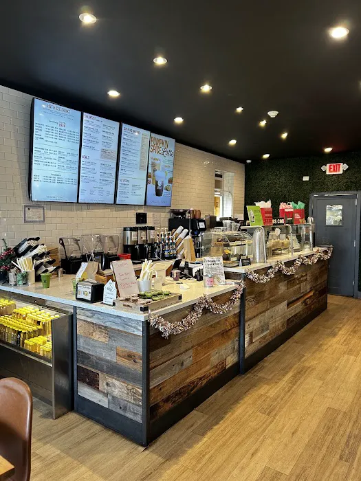 Green & Tonic Picture 6