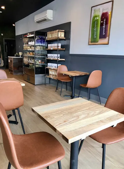 Green & Tonic Picture 9