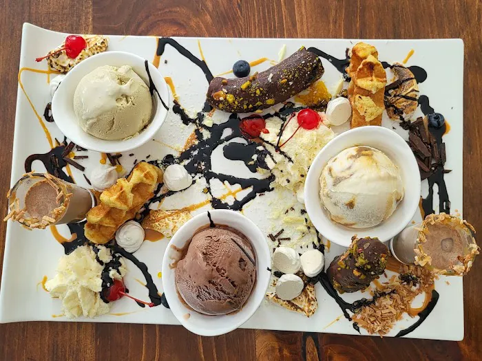 Farmhouse at the Crossroads Picture 10