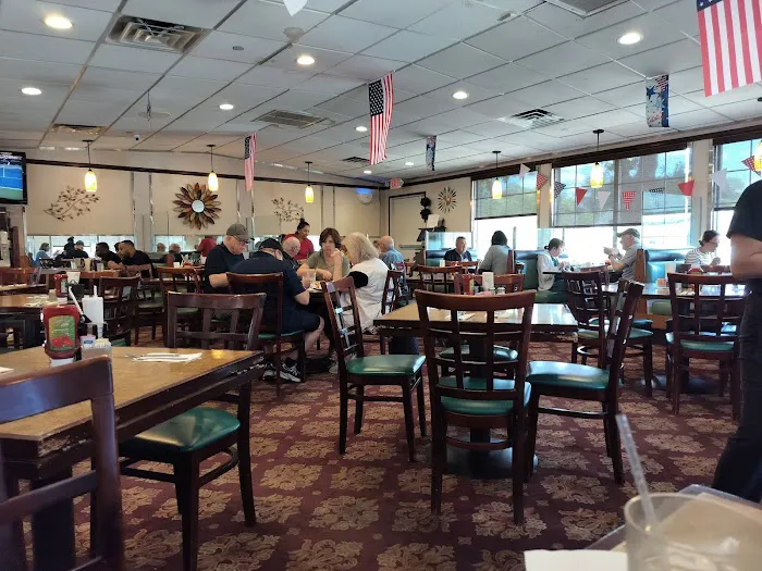 Yorktown Coach Picture 1