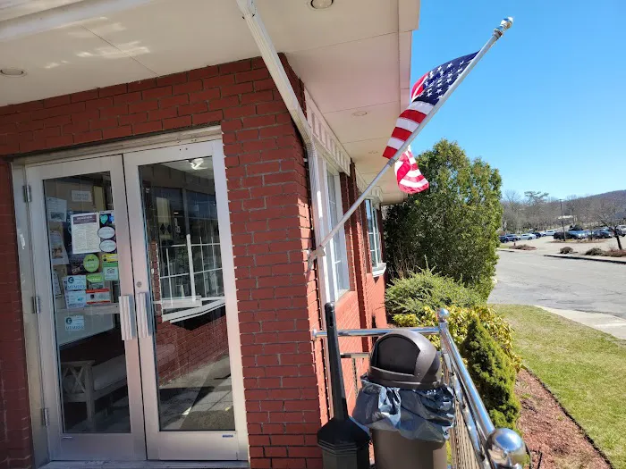 Yorktown Coach Picture 6