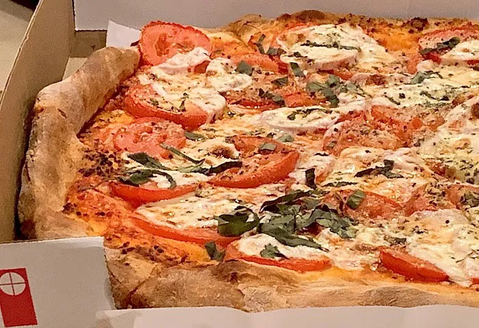 El Macho Pizzeria & Pasta Picture 8