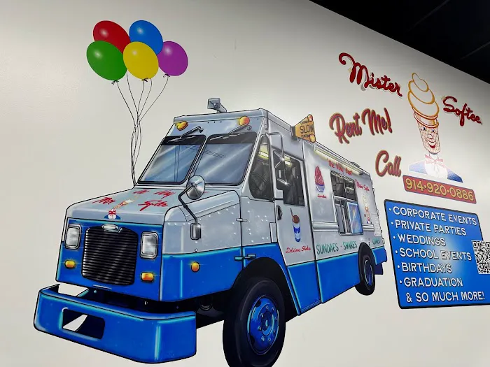 Mr Softee and Nathan's Famous Hot Dogs Picture 4