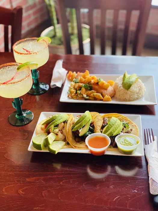 El Pueblo Restaurant & Grill Picture 5