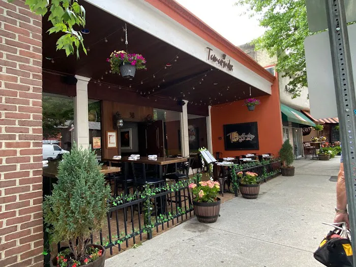 Tamarindos Fiesta Latina Picture 1