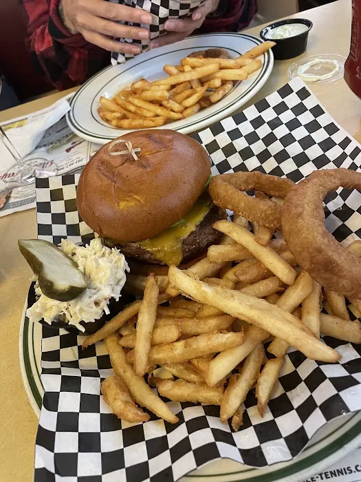 Glory Days Diner Picture 3