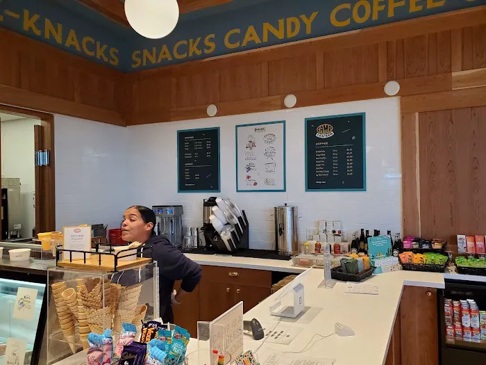 CAMP, Canteen Picture 3