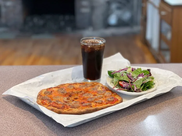 Frank Pepe Pizzeria Napoletana Picture 6