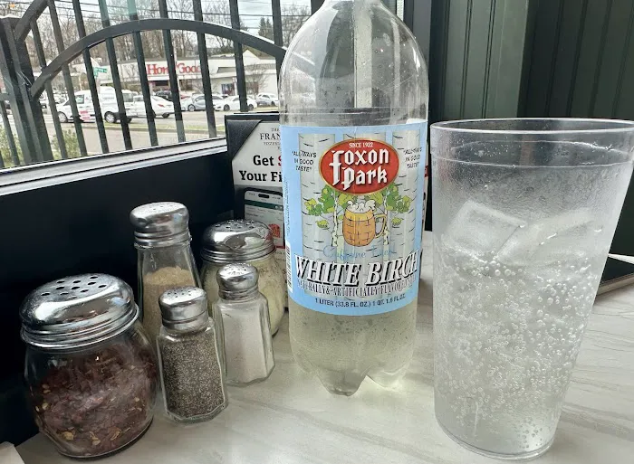 Frank Pepe Pizzeria Napoletana Picture 5