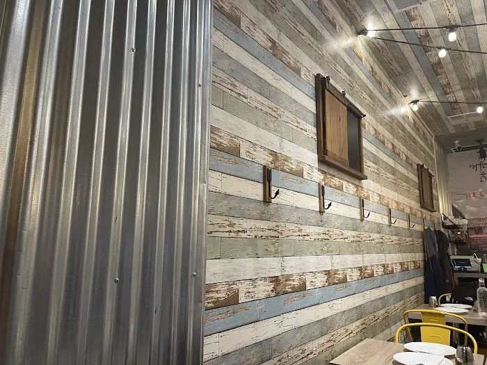 Dhabewala Indian Shack Picture 9