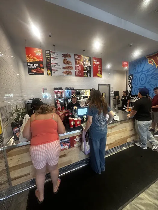 Daves Hot Chicken Picture 6