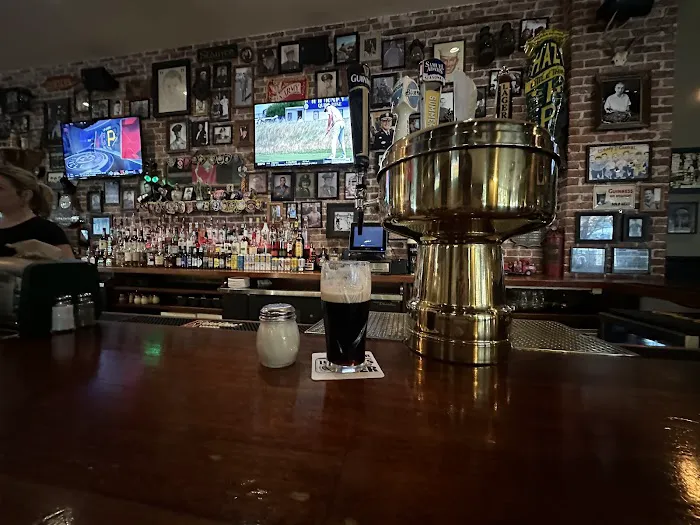 Colony Grill Picture 8