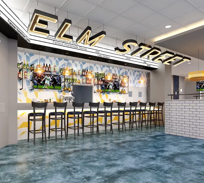 Elm Street Diner Picture 9