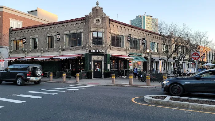 Tutti Pazzi Picture 8