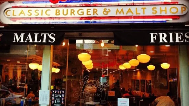 Lucky's Classic Burger & Malt Shop Picture 3