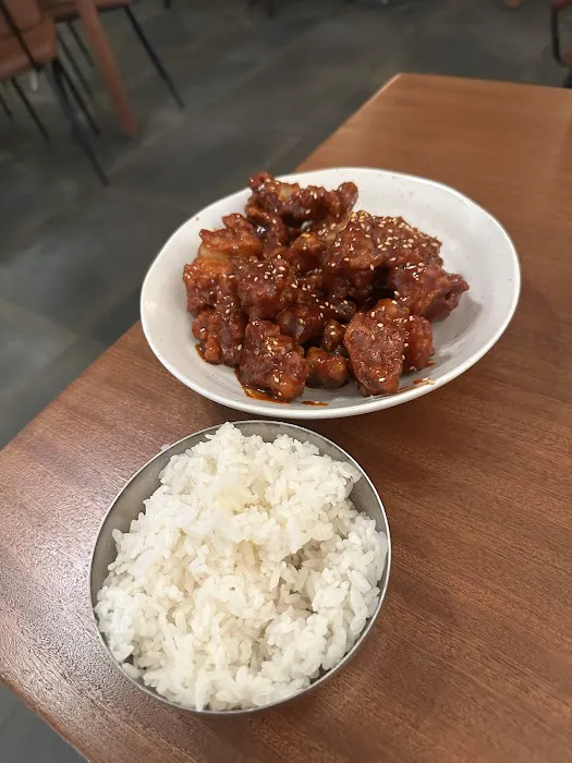 Ginger's Seoul Bar & Grill Picture 10