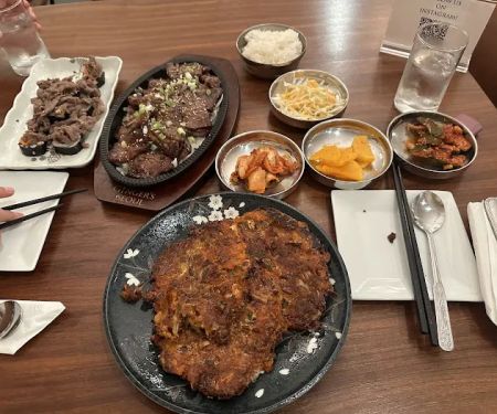 Ginger's Seoul Bar & Grill