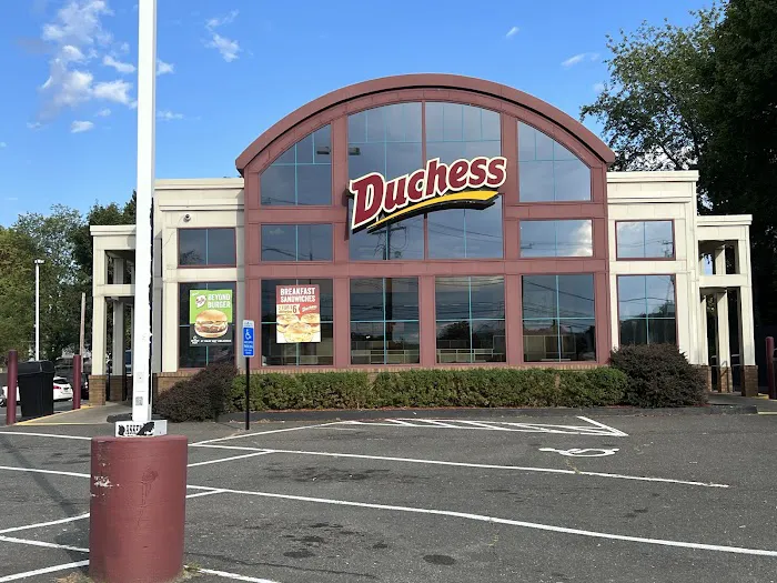 Duchess Restaurant Picture 10