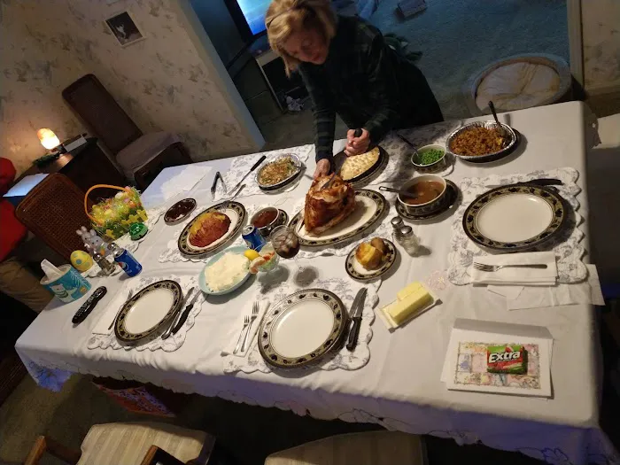 Mickey's Community Restaurant Picture 3