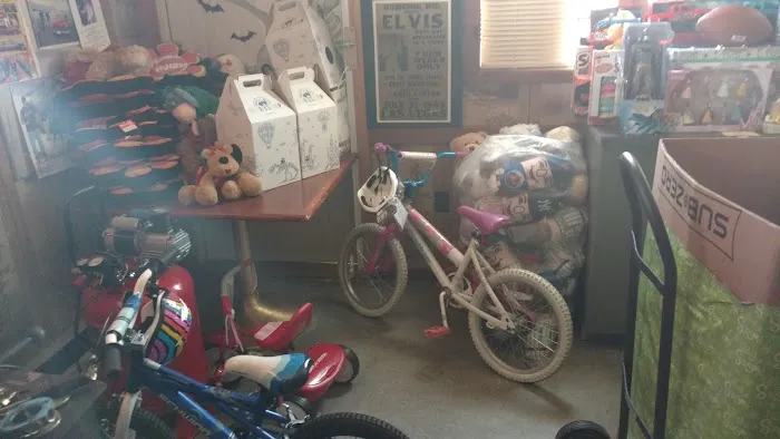 Mickey's Community Restaurant Picture 7