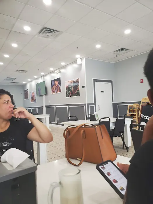 Rio Doce Luncheonette Picture 1