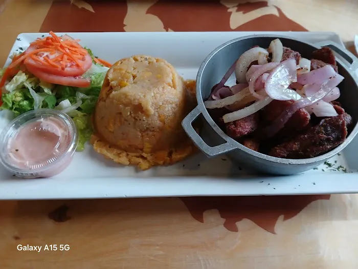 La Bodega Del Mofongo Restaurant Picture 4
