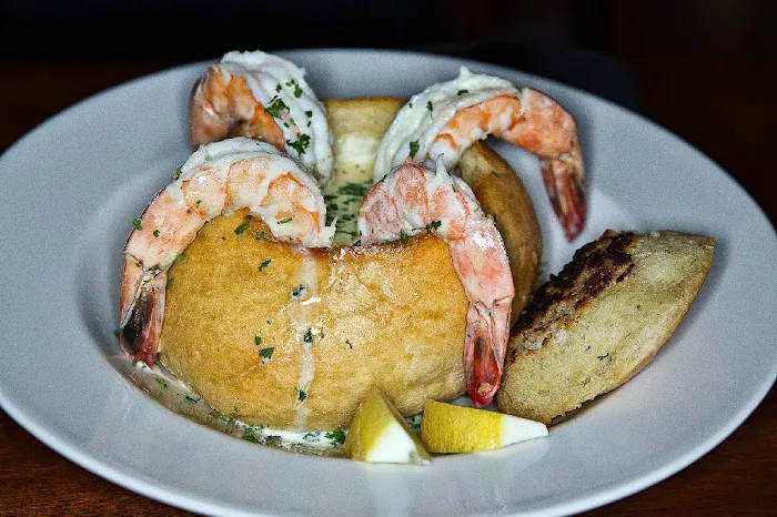 Harbor at Charles Point Picture 5