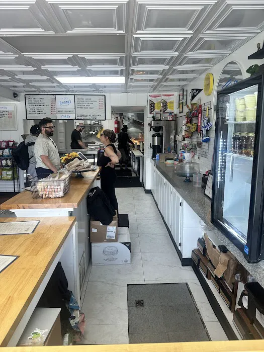 Benny’s Brown Bag Picture 3