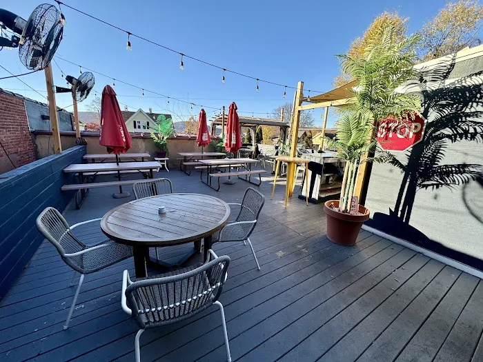 Peekskill Public Bar & Grill Picture 2