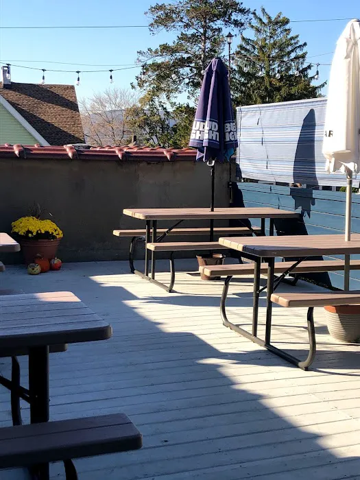 Peekskill Public Bar & Grill Picture 4