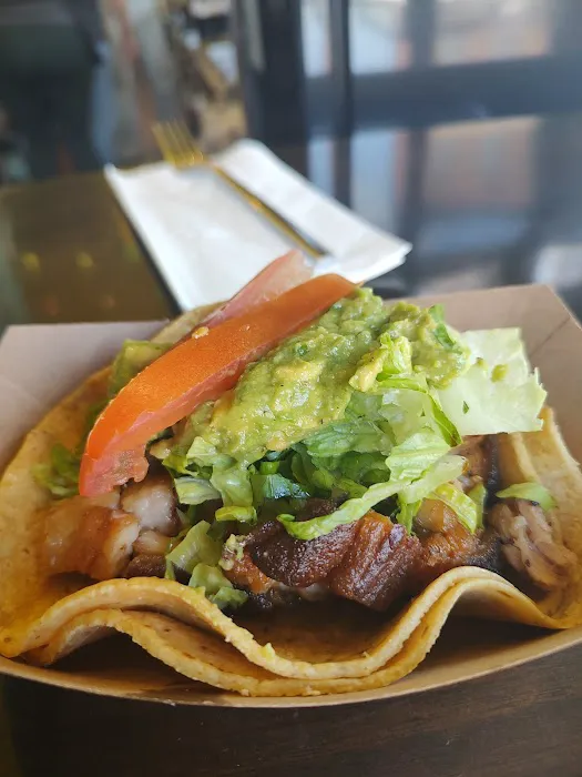 Taco Dive Bar Picture 5