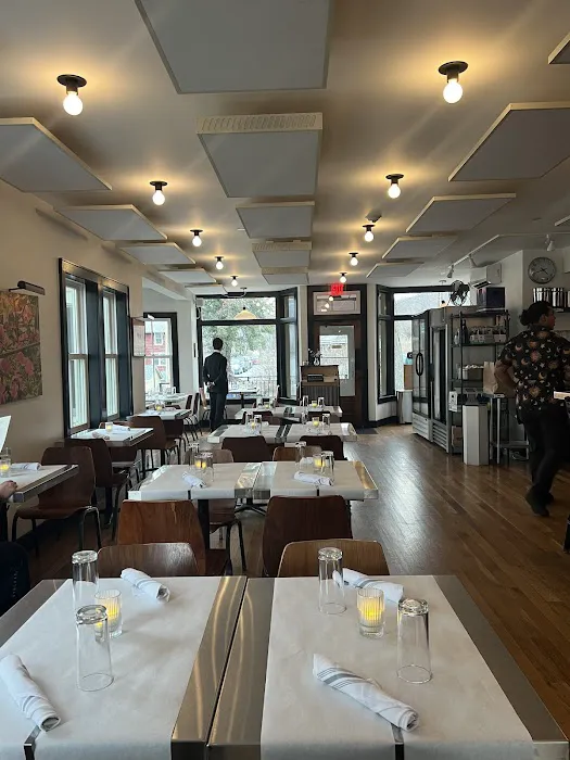 Dolly's Restaurant Picture 5